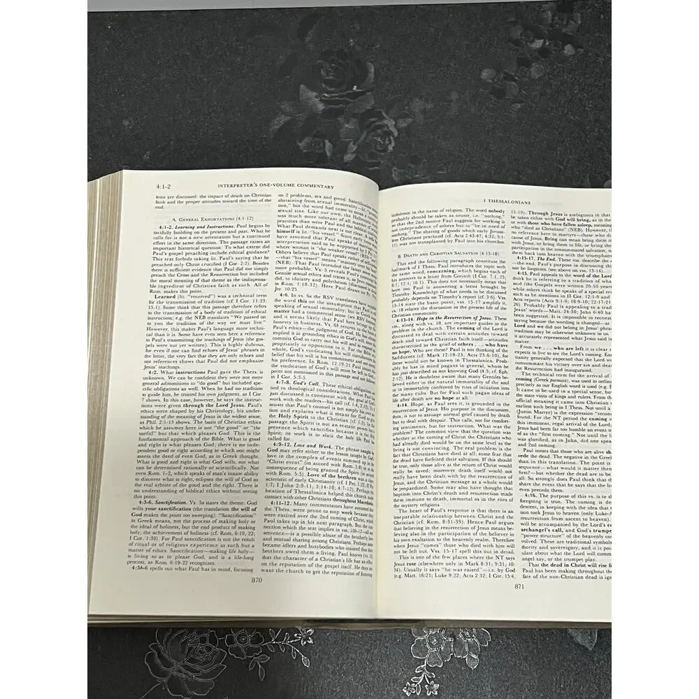 The Interpreter's One-Volume Commentary On The Bible Abingon Press 1984